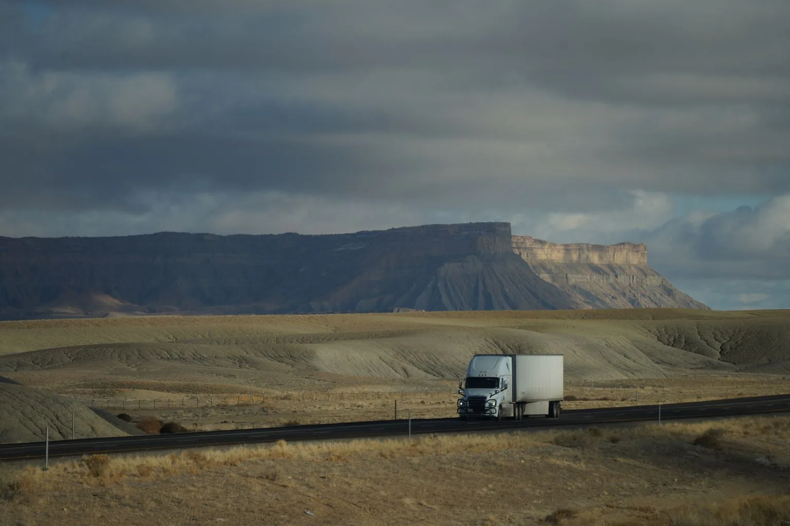 Truck Jumpstart - Truck Repair Services